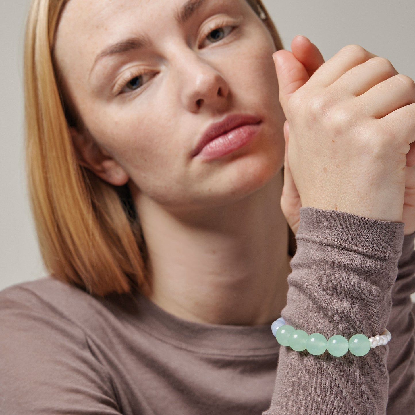 ENAMEL Copenhagen Bracelet, Yara Bracelets Light Green, Light Blue and Pearls