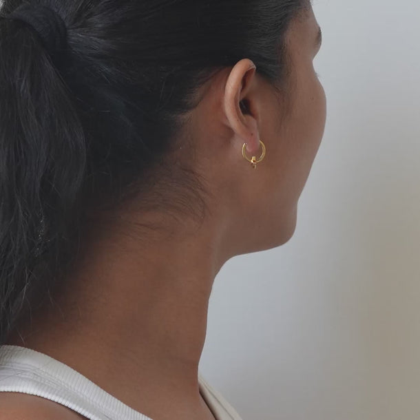 ENAMEL Copenhagen Hoops, Enamel Tokens Star Earrings Solid